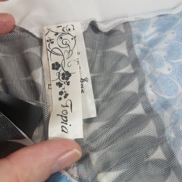 Sheer Mesh Abstract Geometric Skirt - Picture 4 of 8